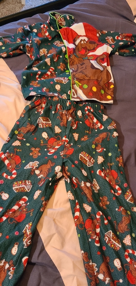 4 BOYS PJs SIZE 4